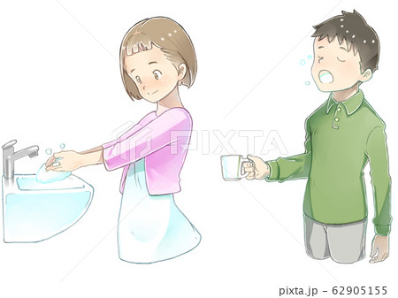 うがい、手洗いをする男の子、女の子 62905155