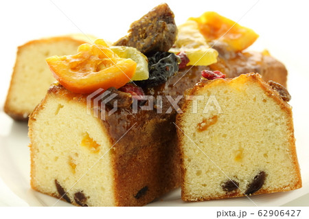 パウンドケーキ 62906427