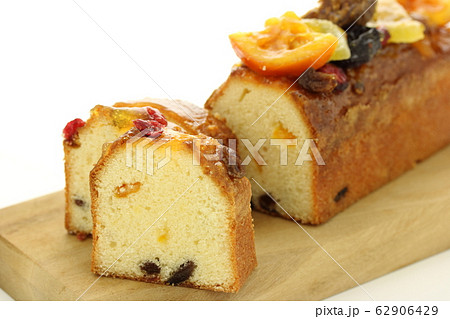 パウンドケーキ 62906429