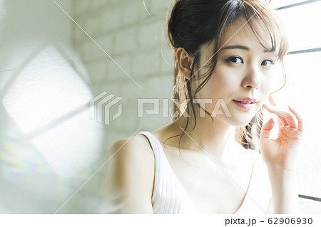 女性　美容　スキンケア　ビューティー　ライフスタイル 62906930
