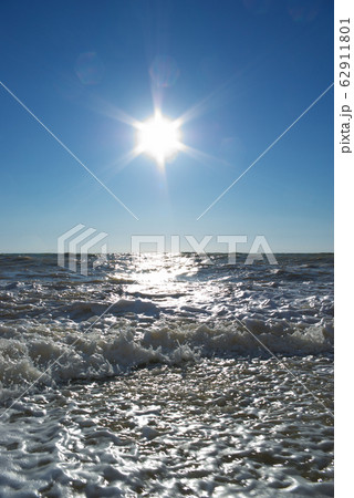 Sun on the sea Sun on the sea 62911801