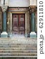 Old entrance 62911810