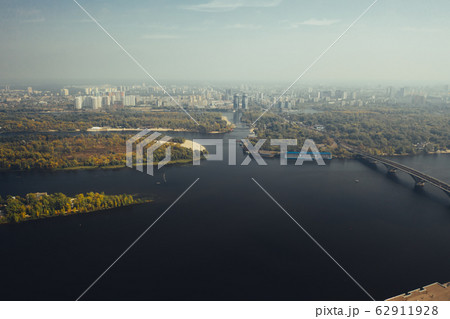 Flight over the Bridge in Kiev. Aerial photography 62911928