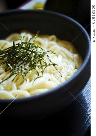 うどん　冷やしうどん　ざるうどん 62913900