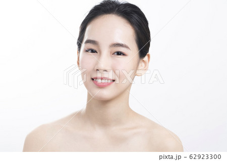 ビューティー 女性 女 62923300