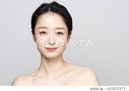 ビューティー 女性 女 62923371