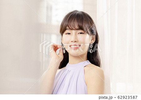 女性 女 女の子 62923587