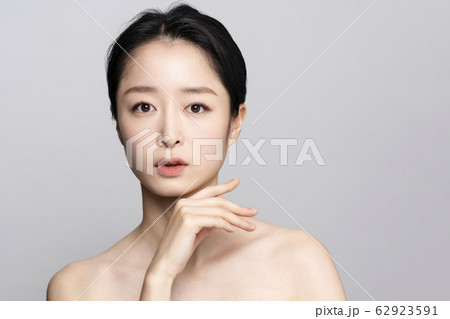 ビューティー 女性 女 62923591