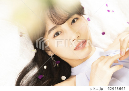女性 女 女の子 62923665