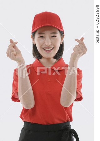 Portrait of young woman and man, part timer and owner 136 62923698