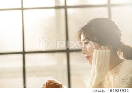 女性 女 女の子 62923936