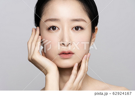 ビューティー 女性 女 62924167