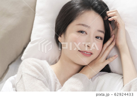 女性 女 女の子 62924433