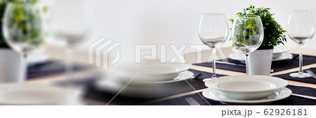 Table setting horizontal image Table setting horizontal image 62926181
