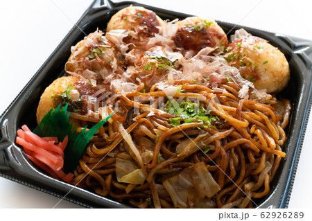 たこ焼きと焼きそばのセット たこ焼きと焼きそばのセット 62926289