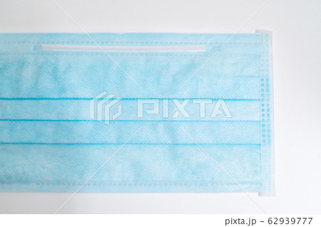 Protective medical mask on white background.口罩, 病毒, 傳染病, 生病, 疾病, 武漢肺炎, SARS, 流感, 感冒, 免疫失調 Protective medical mask on white background.口罩, 病毒, 傳染病, 生病, 疾病, 武漢肺炎, SARS, 流感, 感冒, 免疫失調 62939777