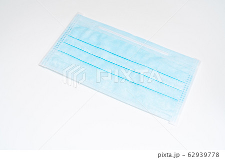 Protective medical mask on white background.口罩, 病毒, 傳染病, 生病, 疾病, 武漢肺炎, SARS, 流感, 感冒, 免疫失調 Protective medical mask on white background.口罩, 病毒, 傳染病, 生病, 疾病, 武漢肺炎, SARS, 流感, 感冒, 免疫失調 62939778