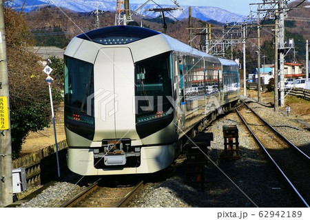 鬼怒川路を快走する特急リバティ・500系 鬼怒川路を快走する特急リバティ・500系 62942189