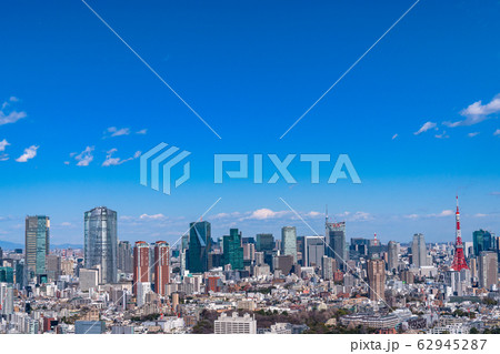 《東京都》白い雲の東京都市風景 《東京都》白い雲の東京都市風景 62945287