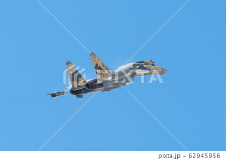 スホーイ　Su-35 62945956