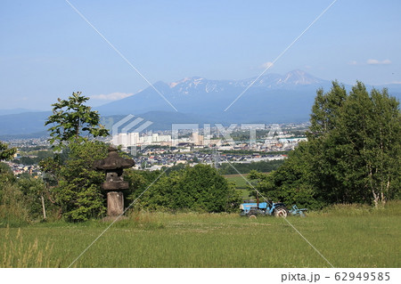 旭川市街と大雪山 旭川市街と大雪山 62949585