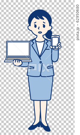 女性　ビジネスウーマン　OL　説明　パソコン　携帯　スマホ 62950680