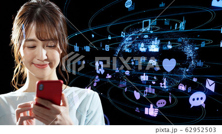 ソーシャルメディア 62952503