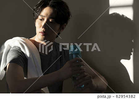 男 男性 男の子 62954382