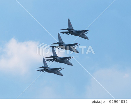 ヤコブレフ Yak-130 ミットン 四機編隊 ヤコブレフ Yak-130 ミットン 四機編隊 62964852