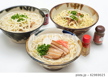 沖縄そば　宮古そば　八重山そば 62969025