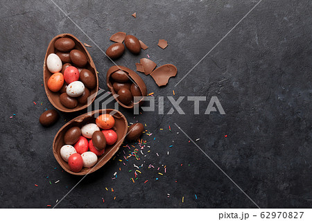 Chocolate easter eggs 62970827