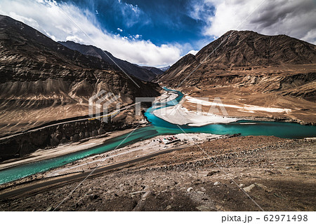 Confluence of Zanskar and Indus rivers - Leh, Ladakh, India 62971498