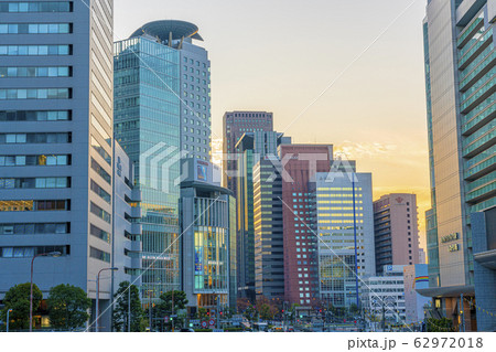 大阪　都市風景　大阪駅前風景　 62972018