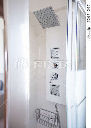 shower faucet bathroom simplicity, cleanliness 62974247