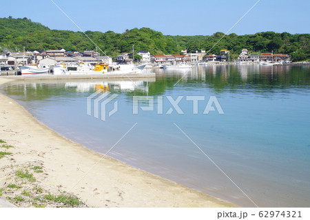 萩市越ヶ浜の漁村の眺め 萩市越ヶ浜の漁村の眺め 62974321