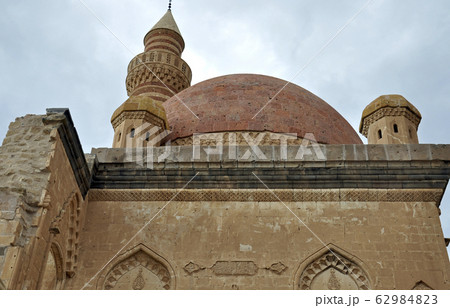 トルコ ドウバヤジット イサク・パシャ宮殿のドーム トルコ ドウバヤジット イサク・パシャ宮殿のドーム 62984823