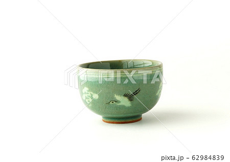 鶴の絵の煎茶茶碗２ 62984839