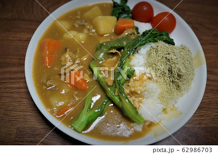 菜花入りカレー 家庭菜園 ヘルシー シルバーにおすすめ 菜花入りカレー 家庭菜園 ヘルシー シルバーにおすすめ 62986703