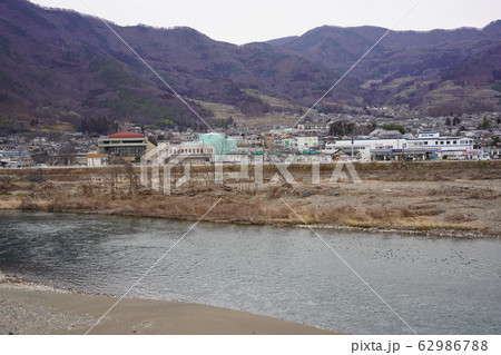 千曲川の水鳥 長野県埴科郡坂城町 の写真素材