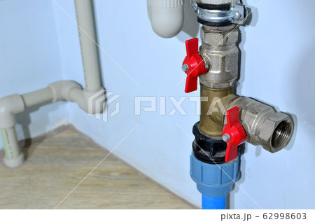 Piping and plumbing fitting in the home industry of the modern era Piping and plumbing fitting in the home industry of the modern era 62998603
