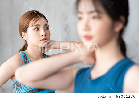 woman sporty yoga fitness 63001276