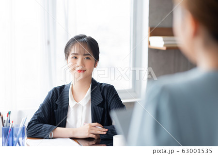 business woman working office 63001535