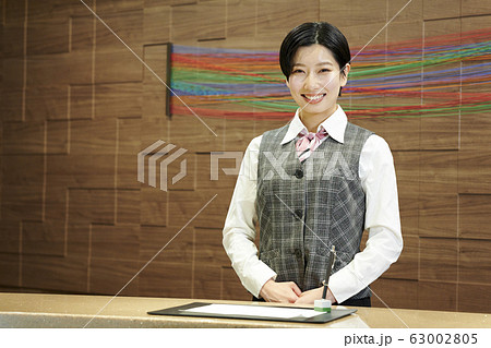 医療事務 受付 女性の写真素材 医療事務 受付 女性の写真素材