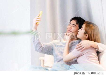 恋人 夫婦 新婚 63003299