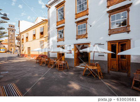 Street view with colorful ancient houses in La Laguna 63003681
