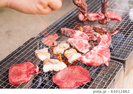 BBQで焼肉 63012862