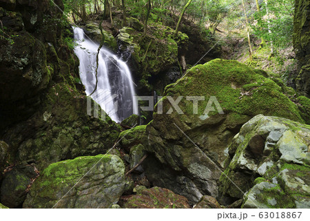 奥田縄の滝（福井県小浜市） 63018867