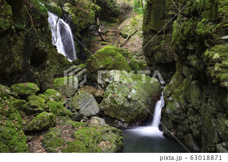 奥田縄の滝（福井県小浜市） 63018871