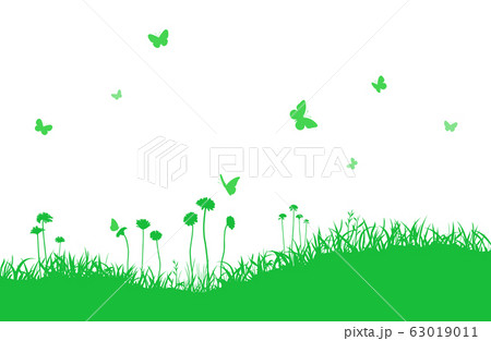 緑の野原と蝶々 63019011