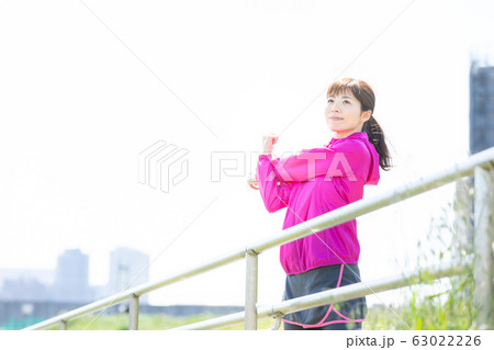 女性 63022226
